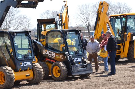 skid steer dealers in wisconsin